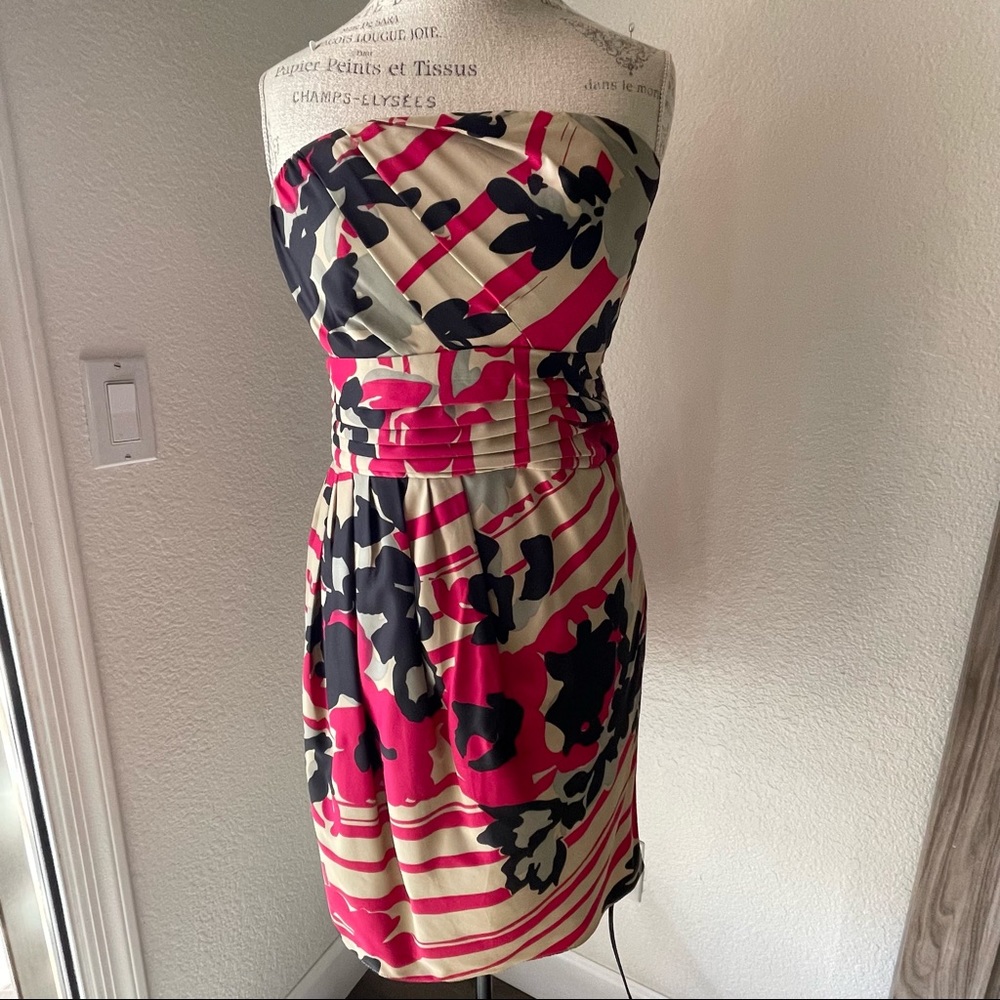 Strapless dress